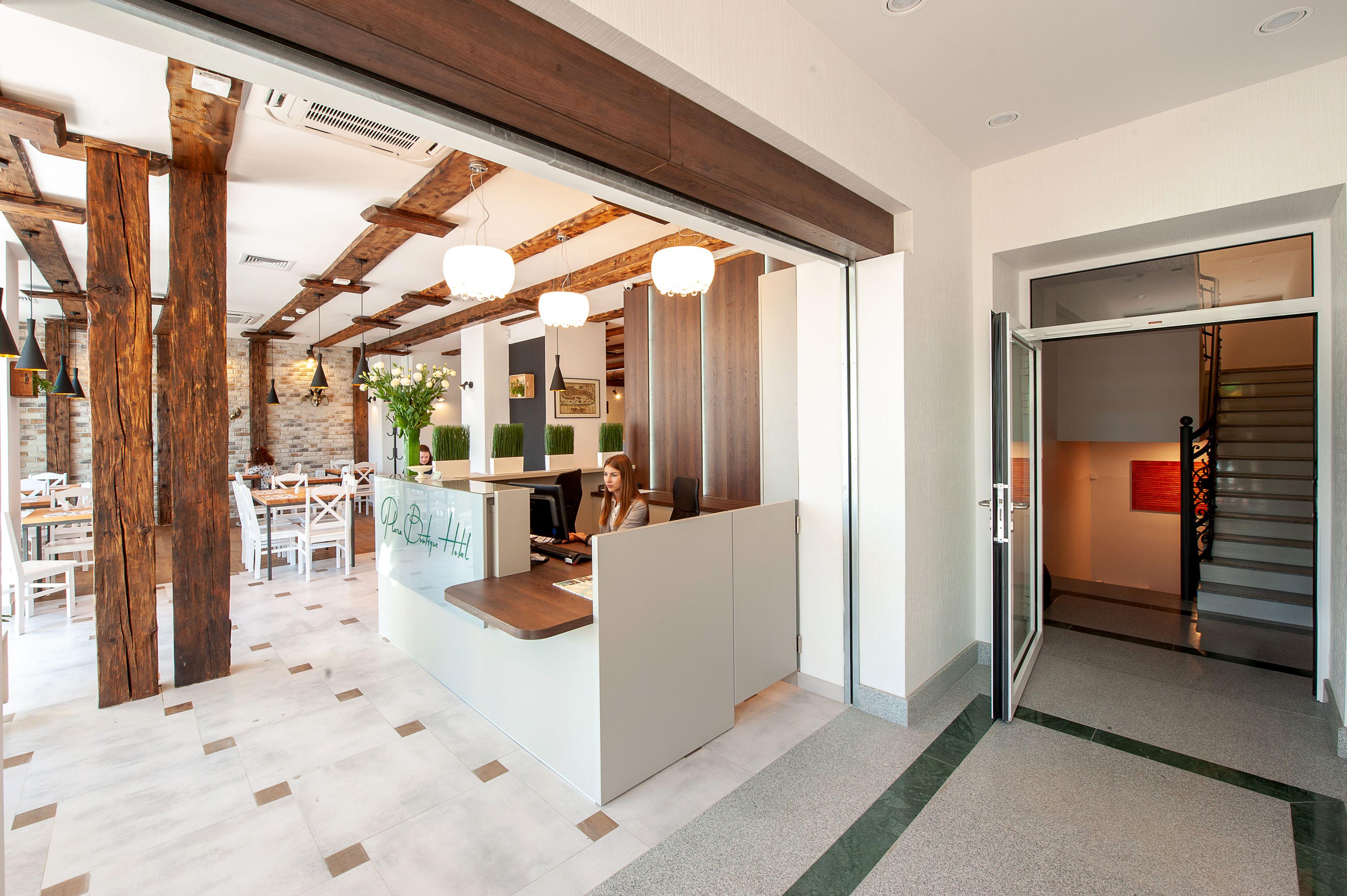 Plaza Boutique Hotel — Foto 1